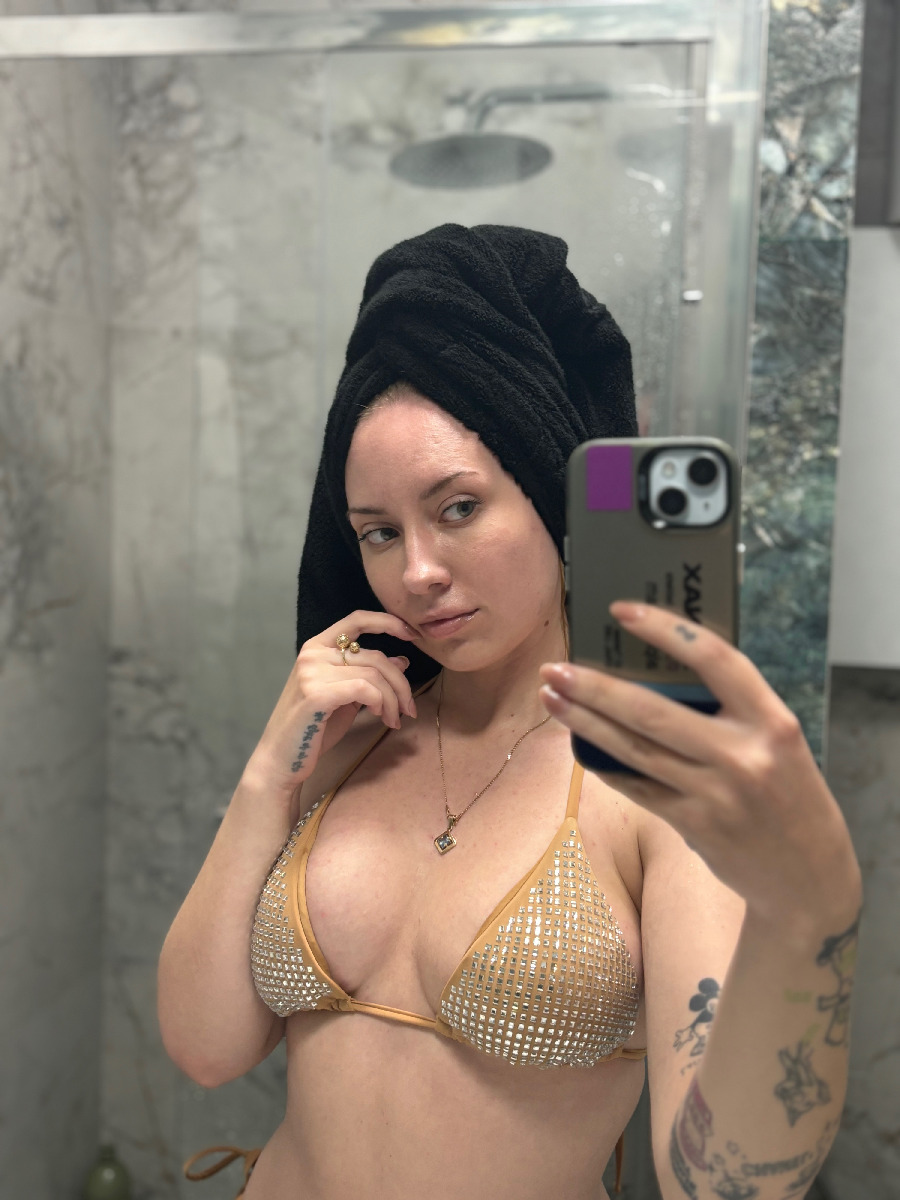 Nude girl KateV in Sagamihara