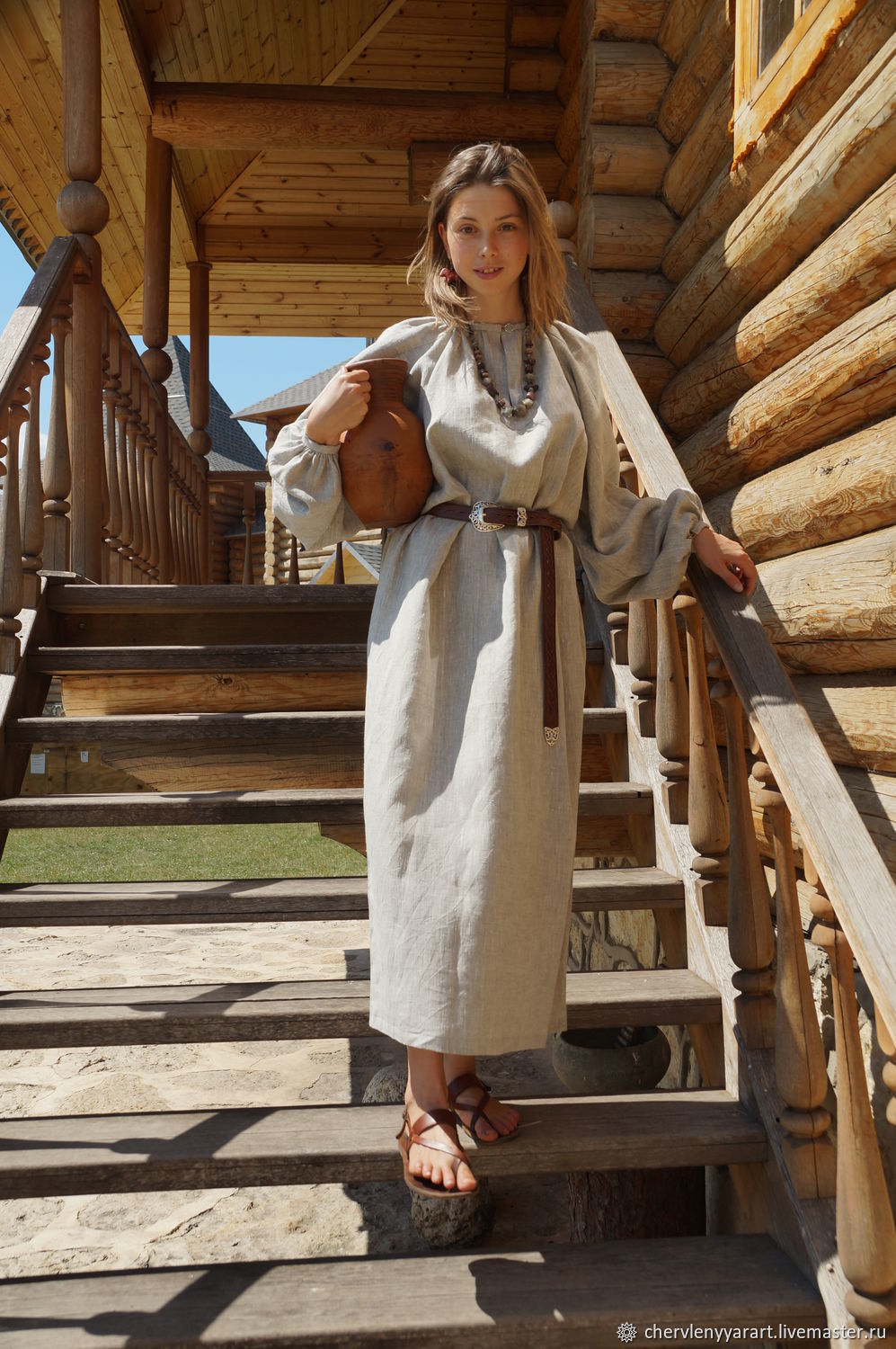 Girls in Slavic costumes in Sagamihara