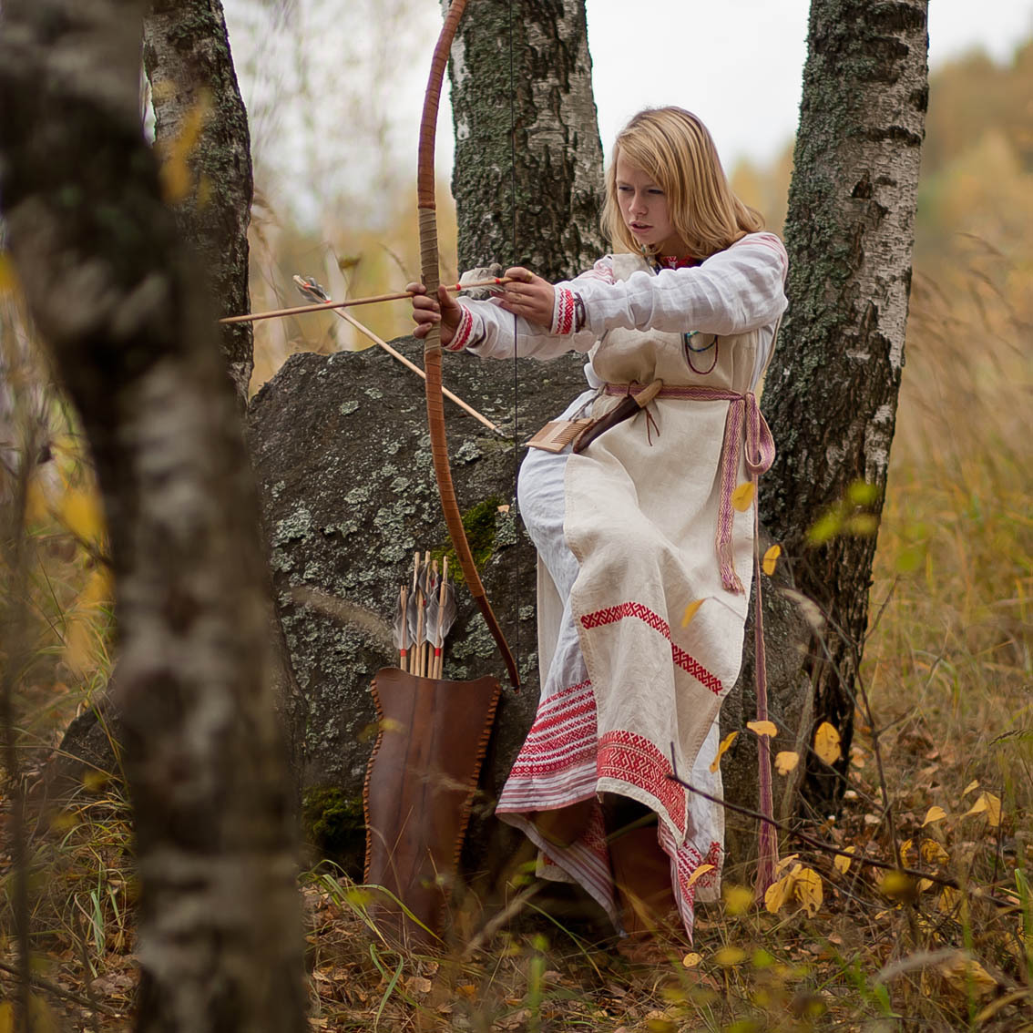 Sexy photo Girls in Slavic costumes in Sagamihara