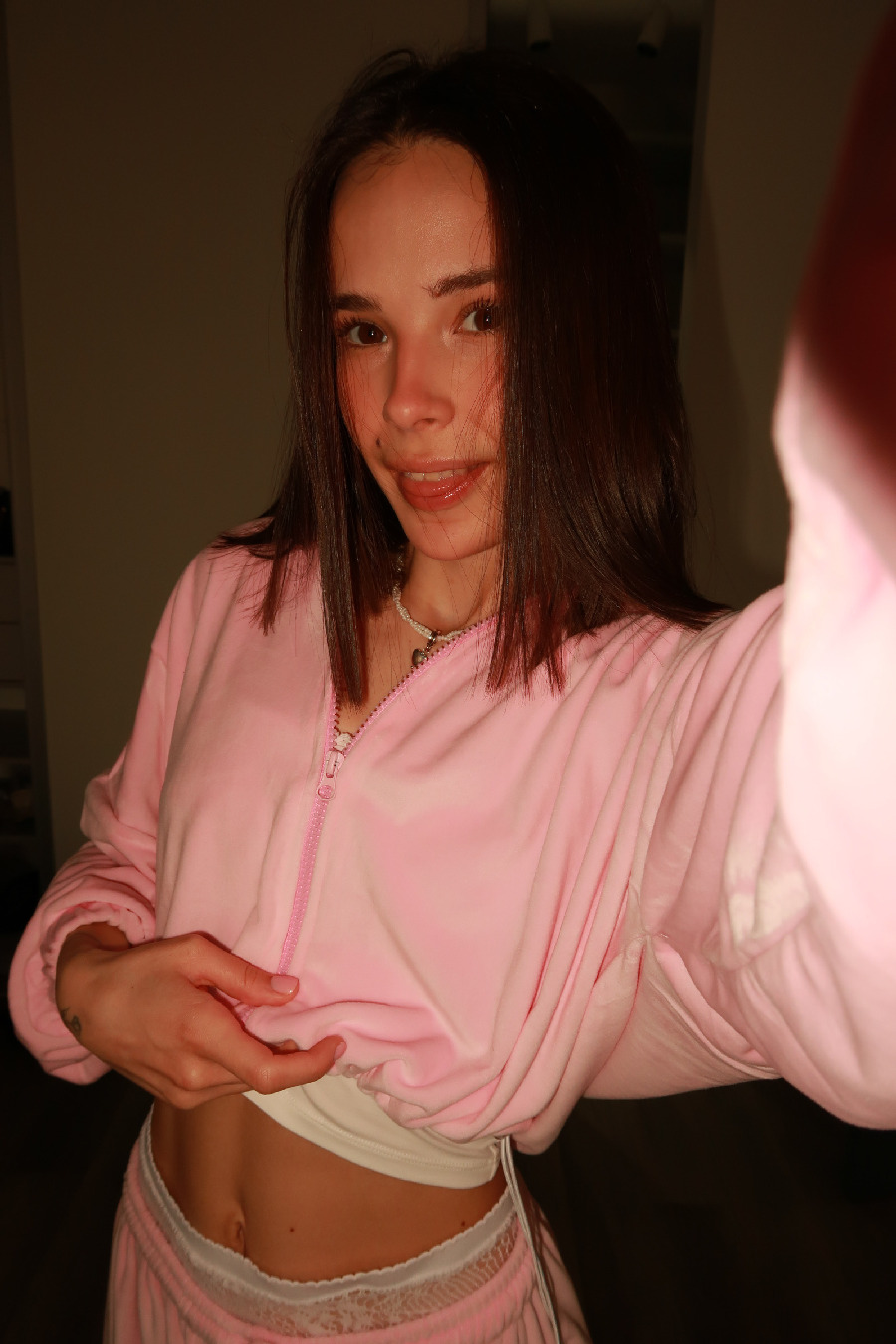 Tina brings the glow — live moments in Sagamihara