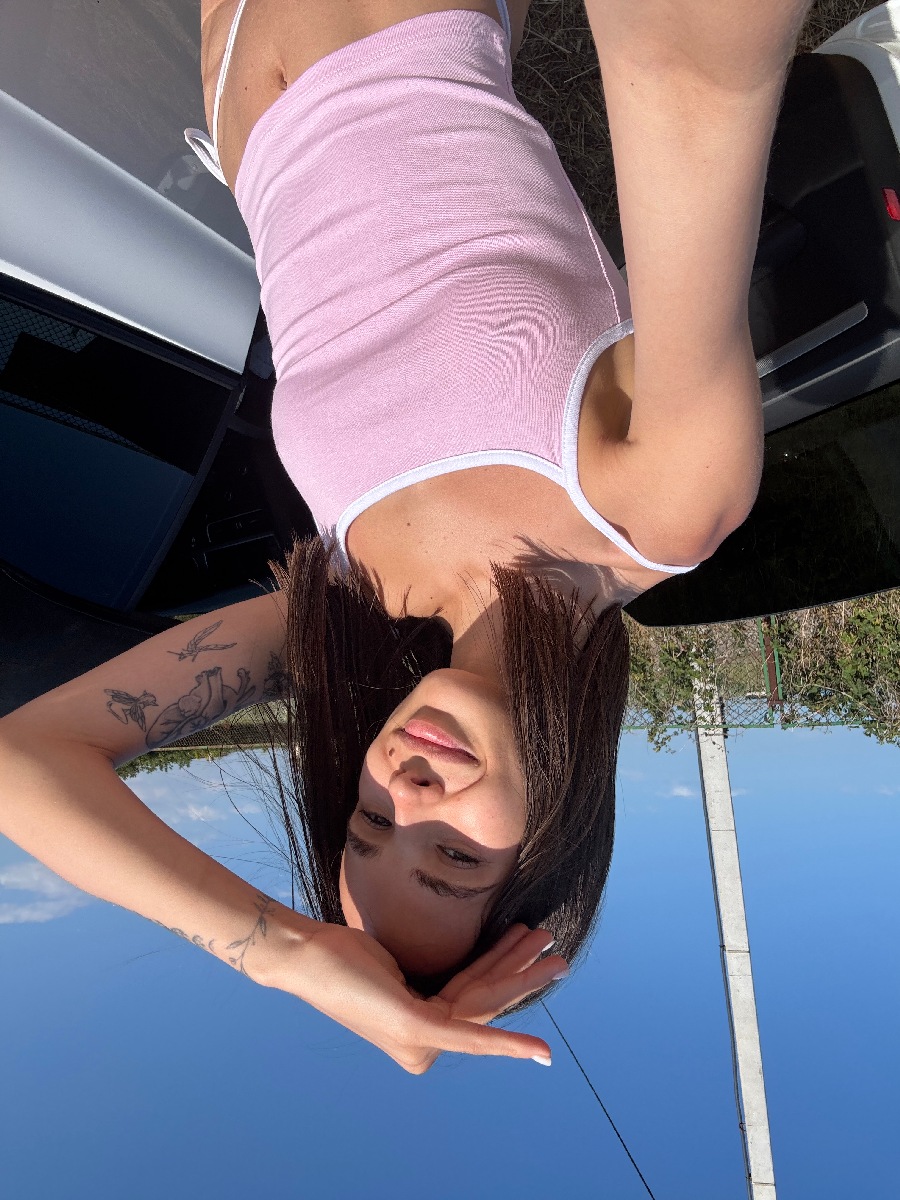 Sexy model Tina in Sagamihara